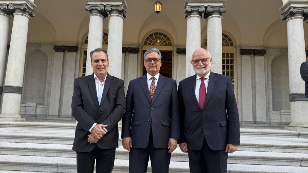 Prefeito Helinho Zanatta
