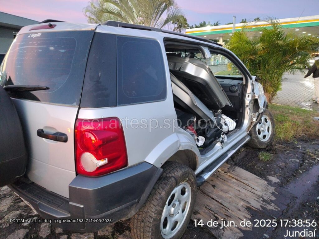 capotamento carro rodovia dos Bandeirantes jundiaí