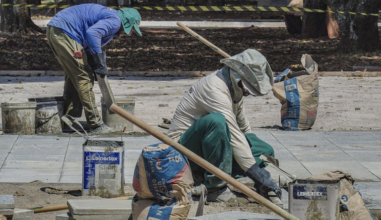 homens trabalho registro