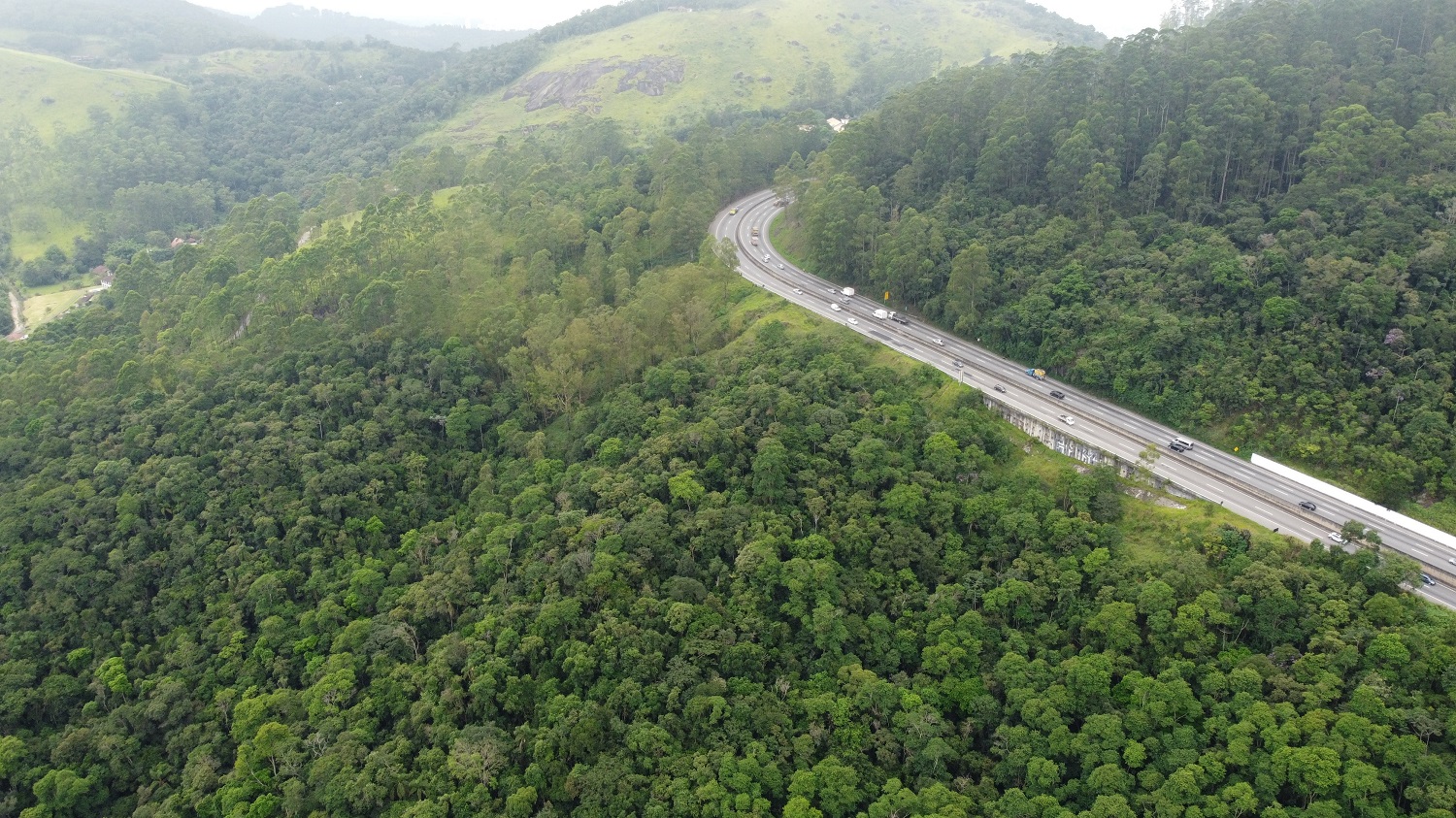 rodovia mogi-bertioga free flow