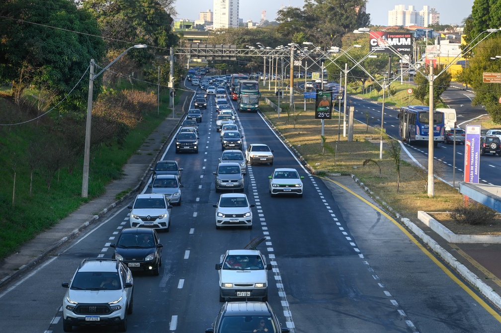 Avenida Lix da Cunha recapeamento