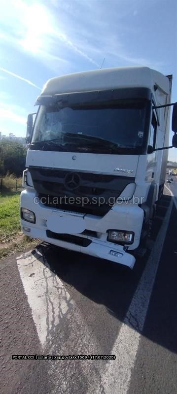 Caminhão Mercedes-Benz Axor sp-310