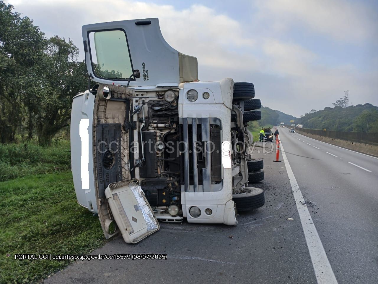 Carreta VW 25.320 rodovia anchieta