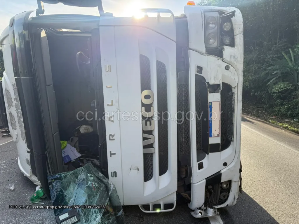 Carreta-Iveco-Stralis-anchieta