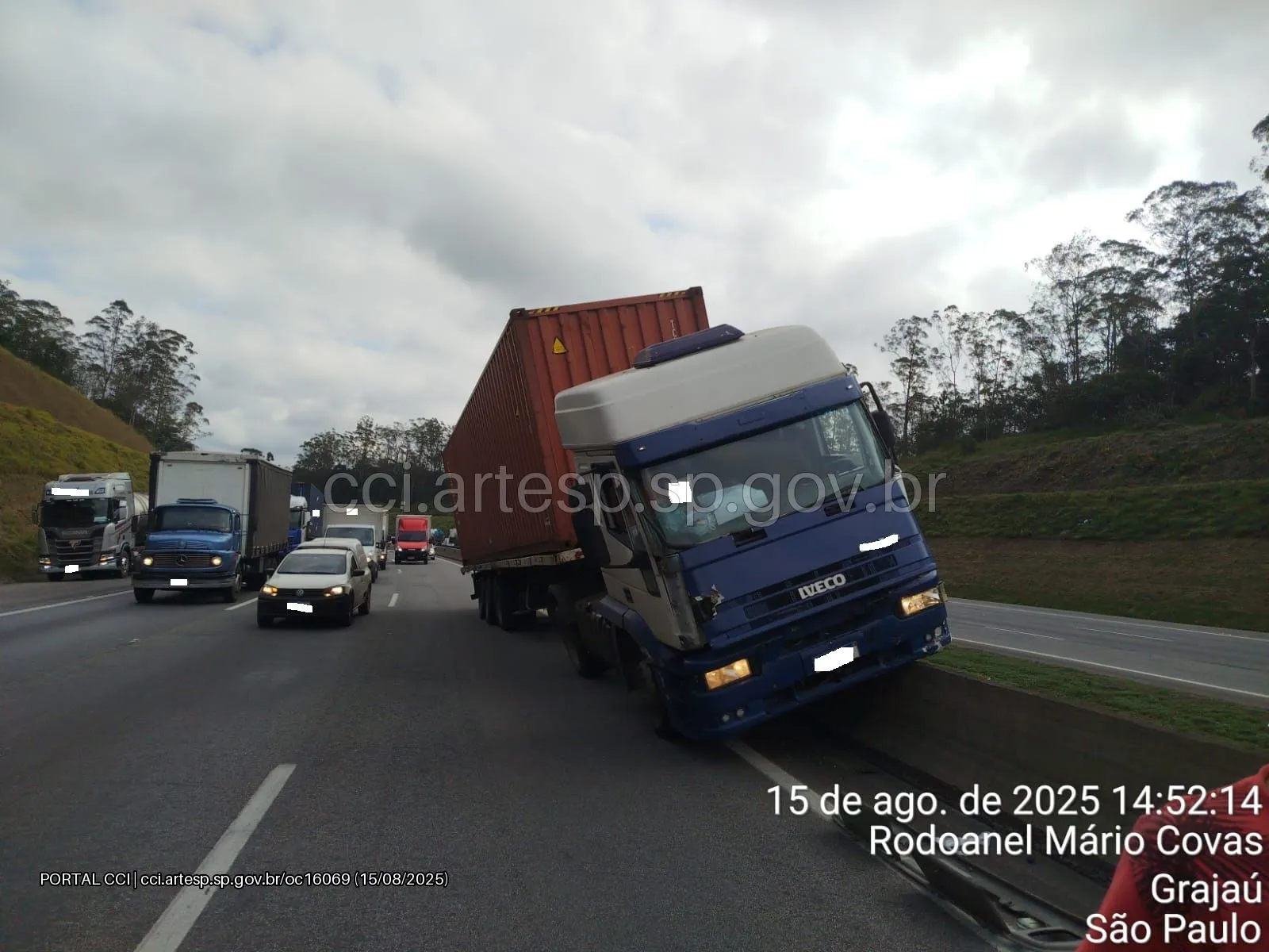 Carreta Iveco rodoanel