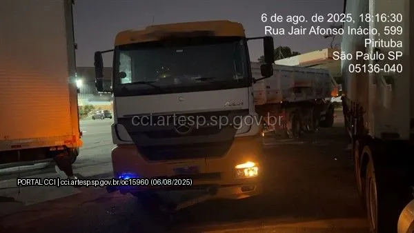Carreta Mercedes-Benz