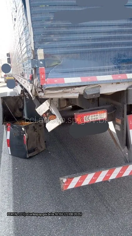 Carreta Volvo VM 270