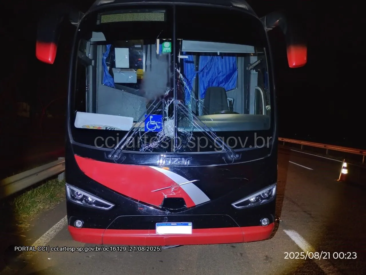 Ônibus Irizar Century rodovia professor zeferino vaz