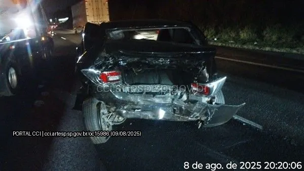 Renault Logan rodovia dos Bandeirantes