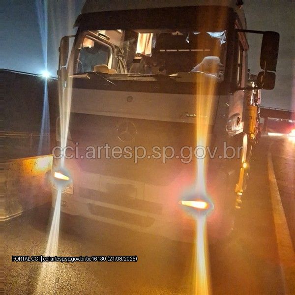 Utilitário Axor 2544