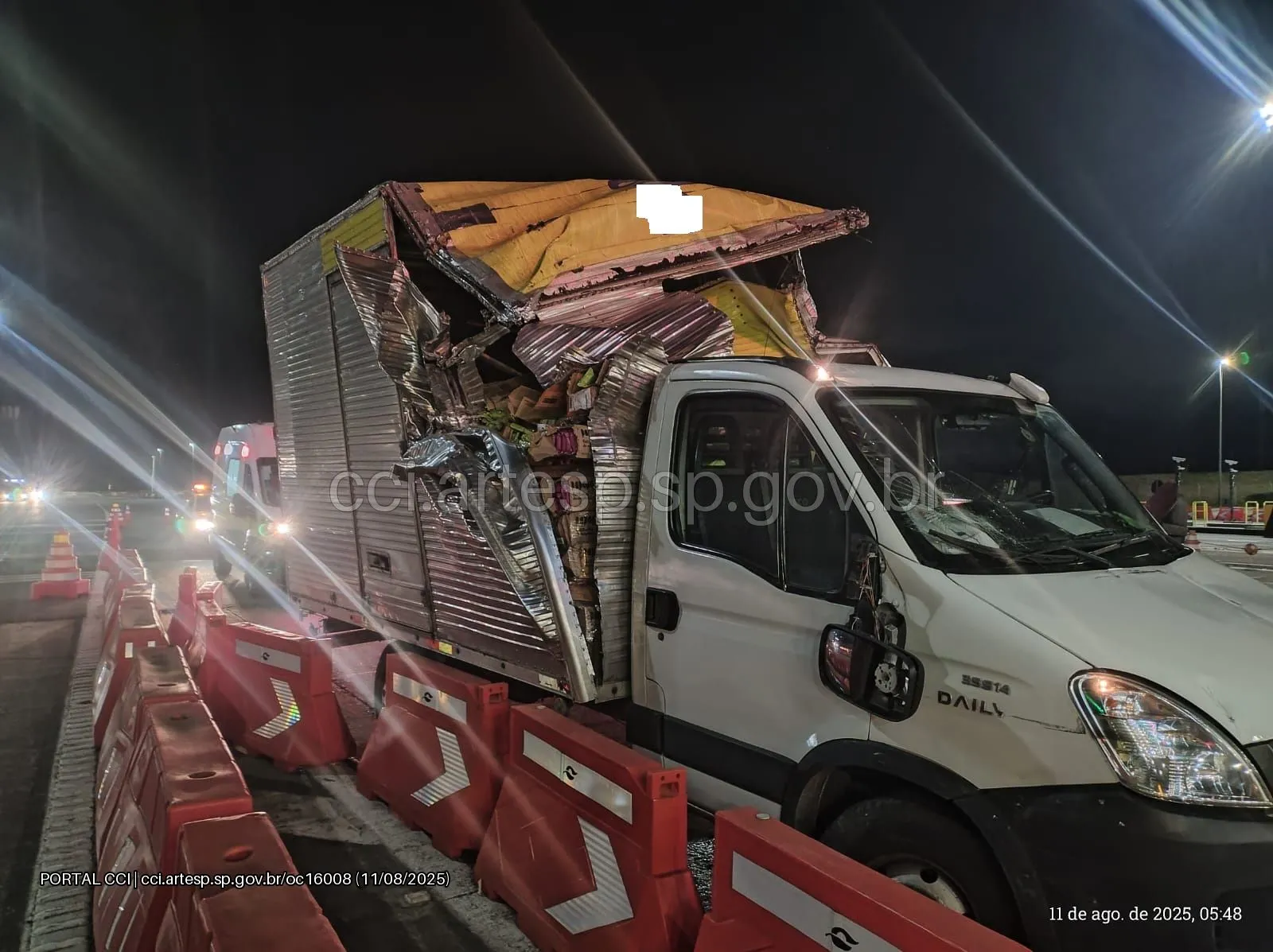 Utilitário Iveco Daily rodovia carvalho Pinto