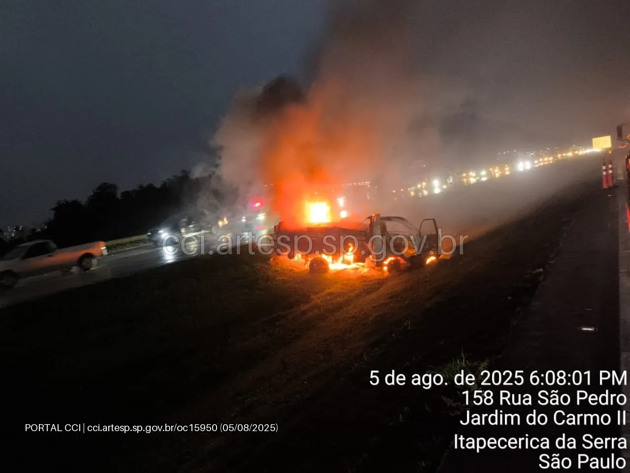 Utilitário-fogo- rodoanel