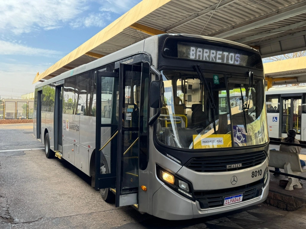 ônibus barretos