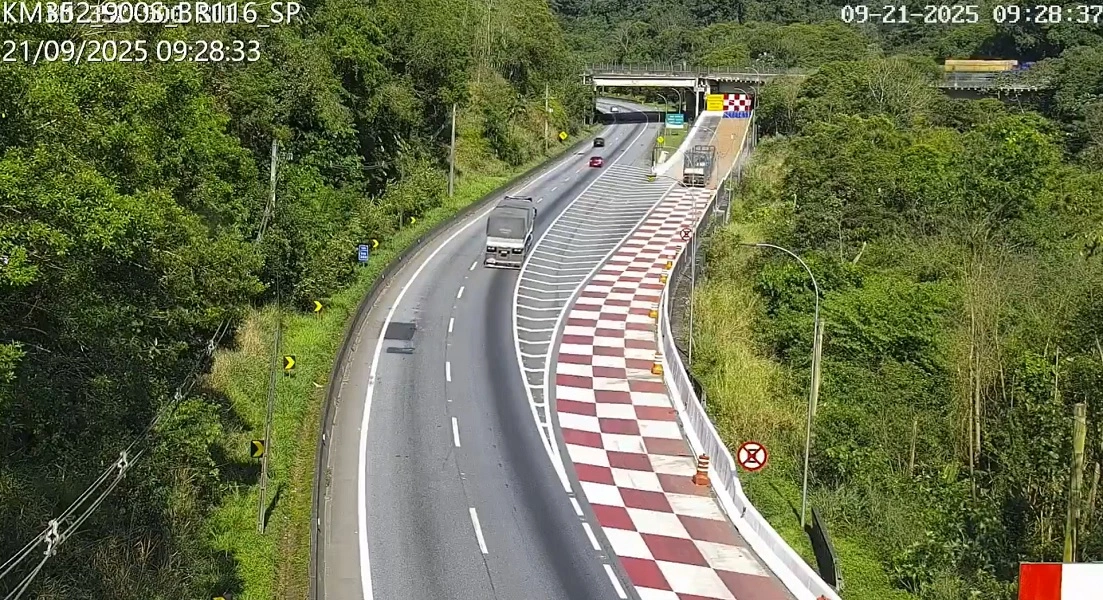 Área de escape km 353