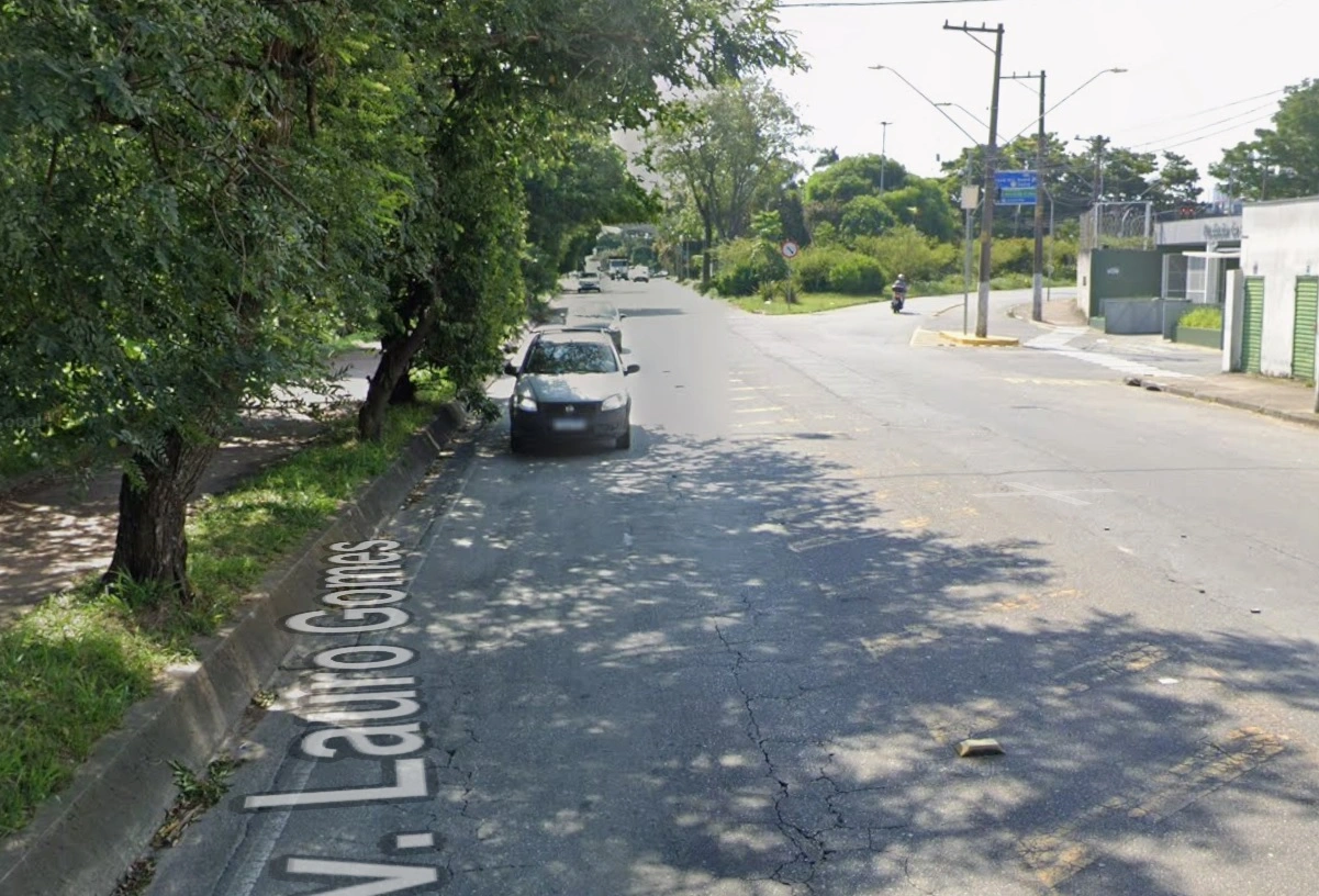 Avenida Lauro Gomes