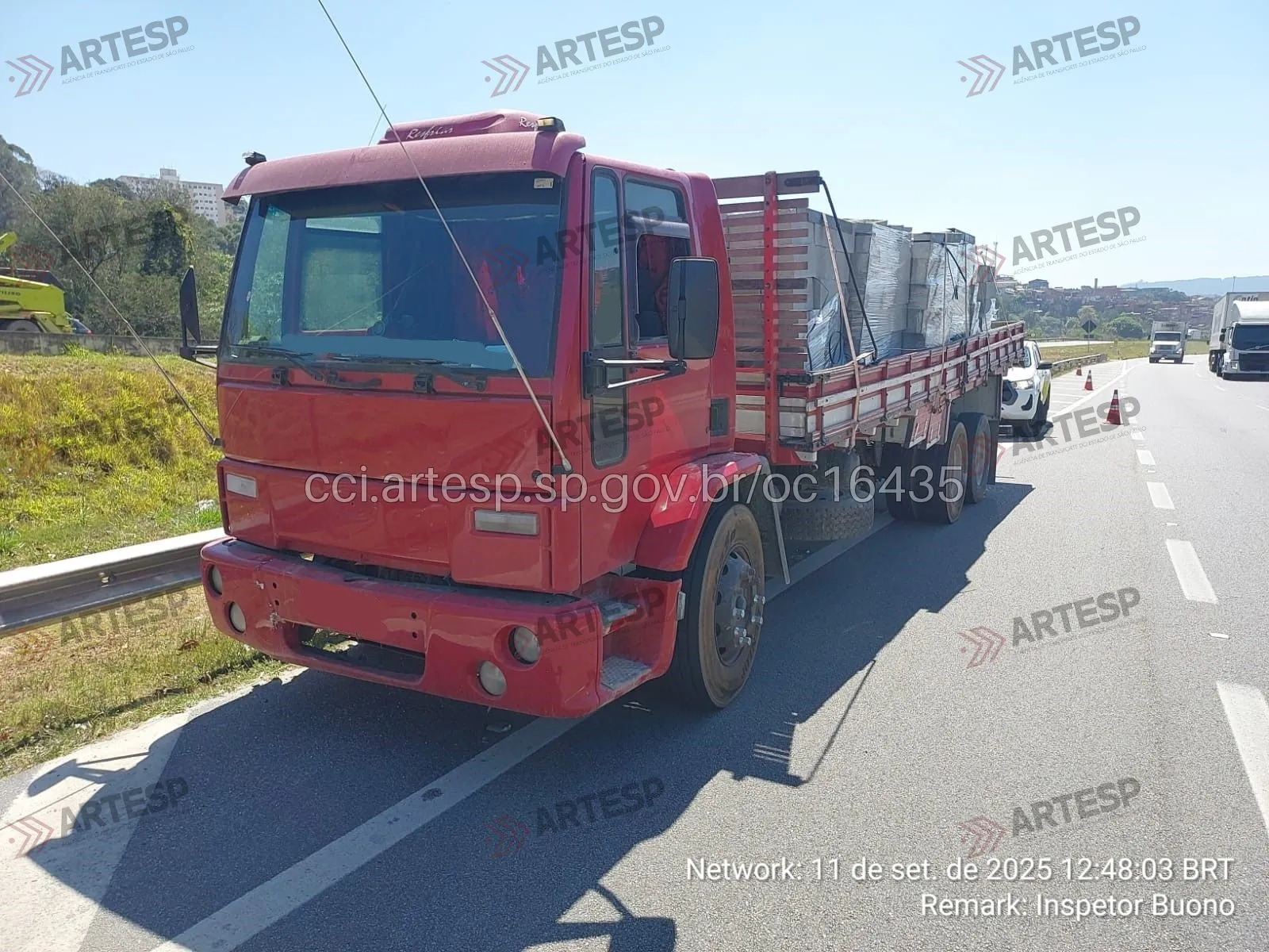 Caminhão Ford Cargo rodovia Anhanguera