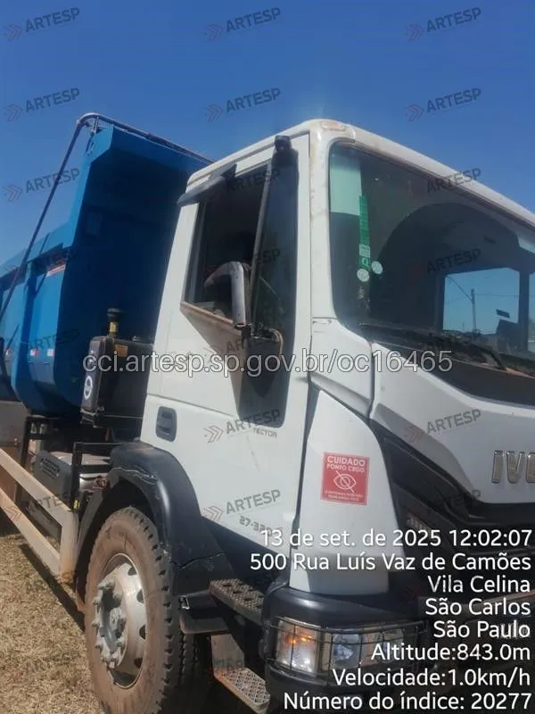 Caminhão Iveco sp-310