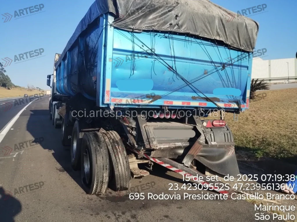 Carreta Scania R450 acidente