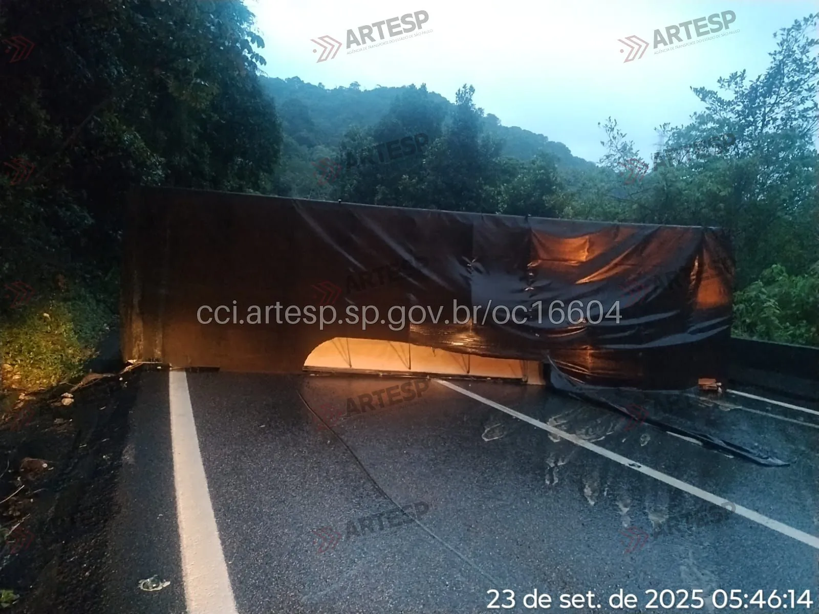 Carreta Volvo FH 540 rodovia anchieta