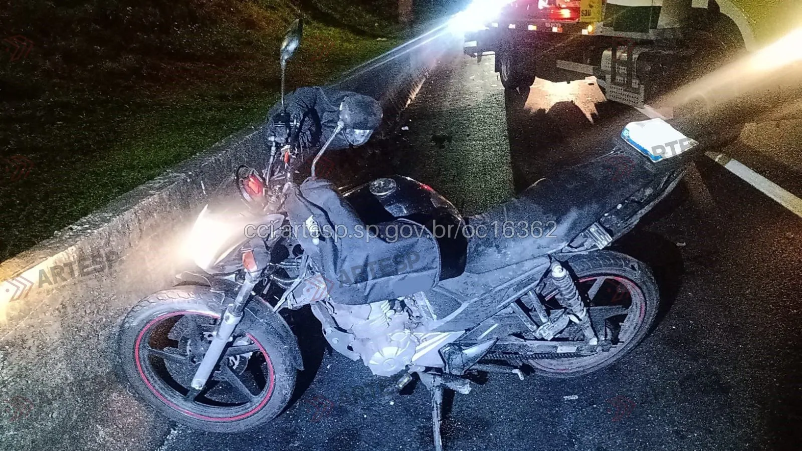 Moto Yamaha rodovia dos Imigrantes