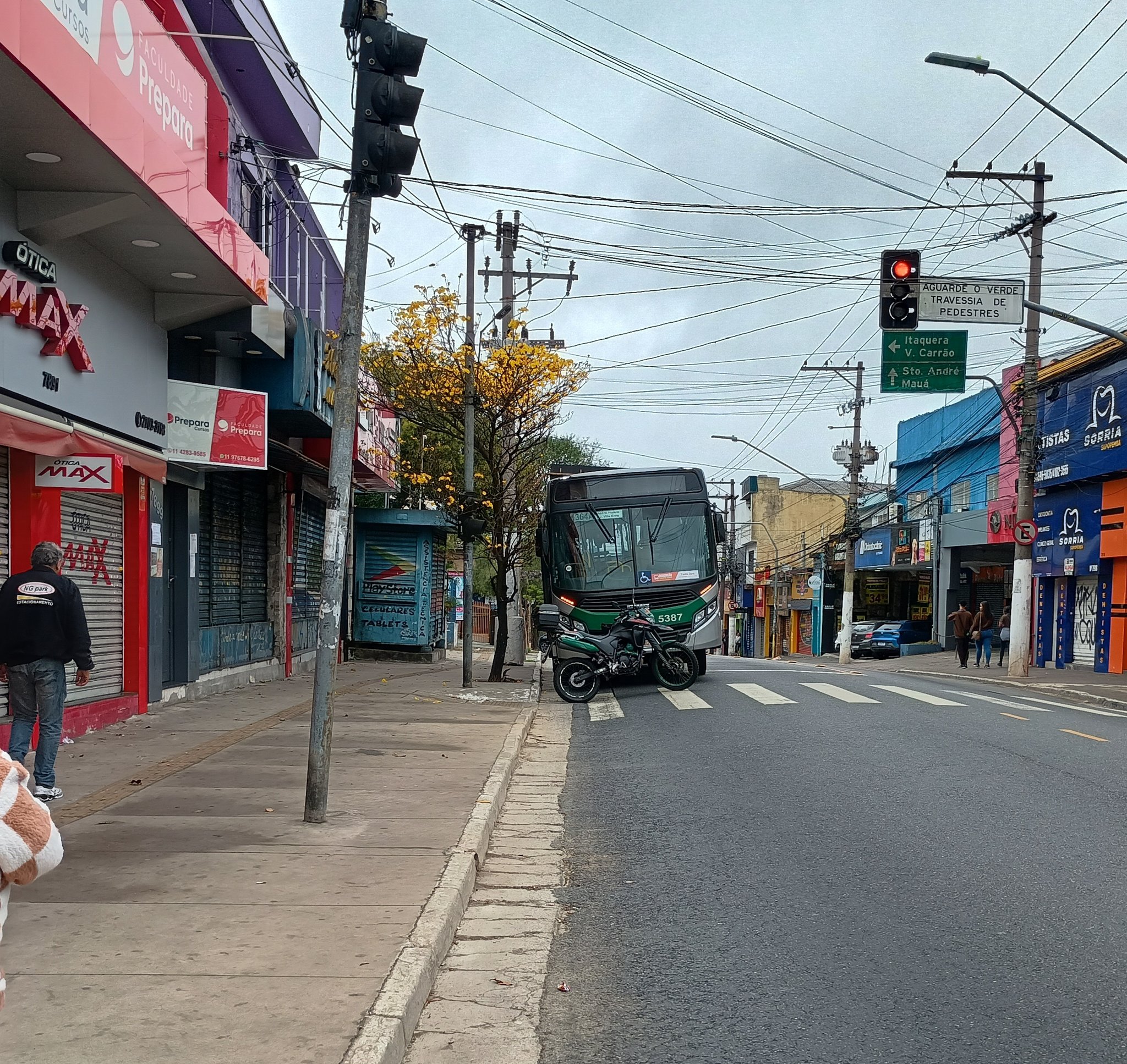 Ônibus quebrado da linha 364A