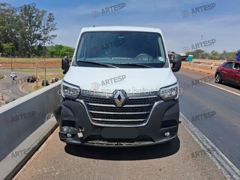 Van Renault Master rodovia