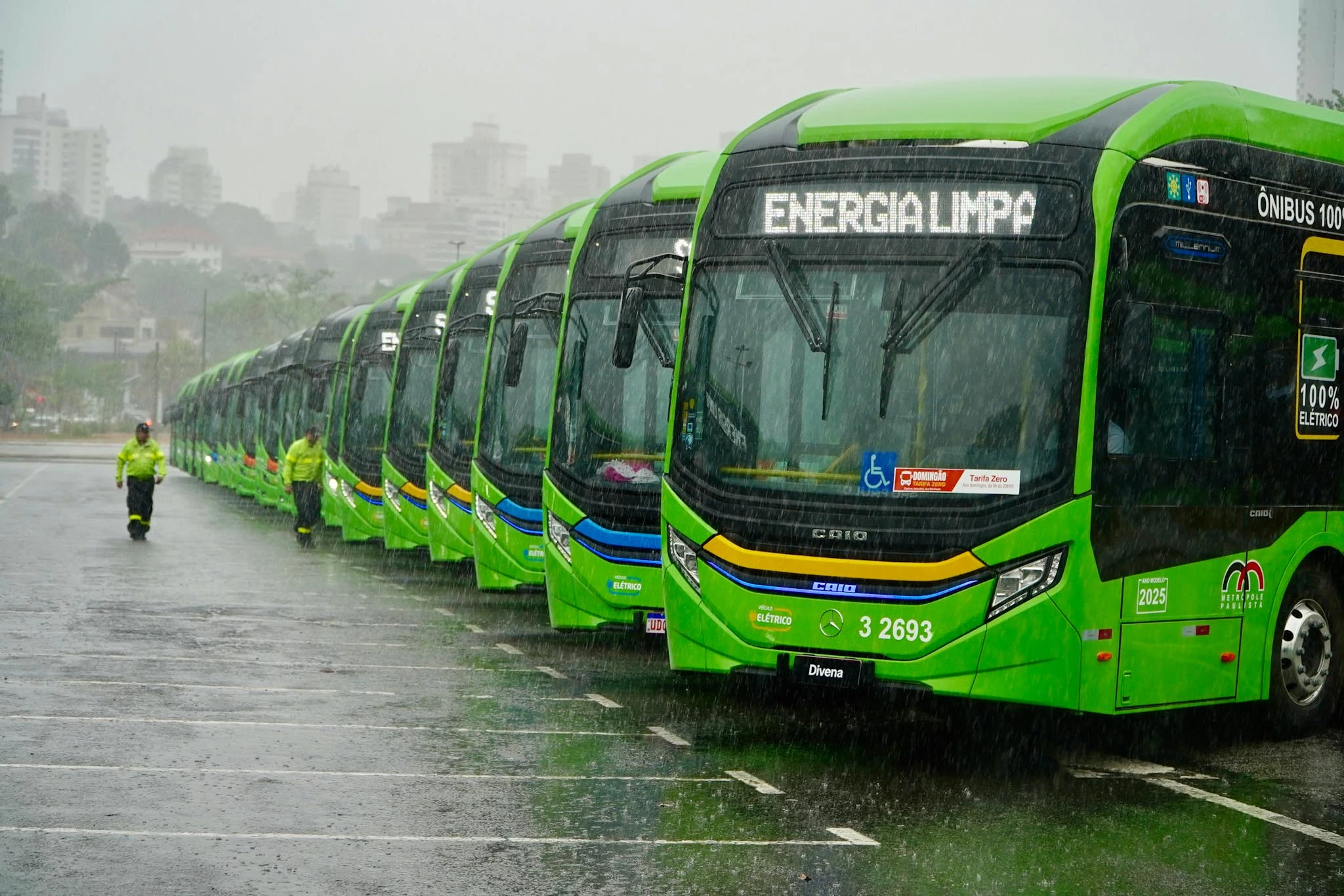 ônibus elétricos
