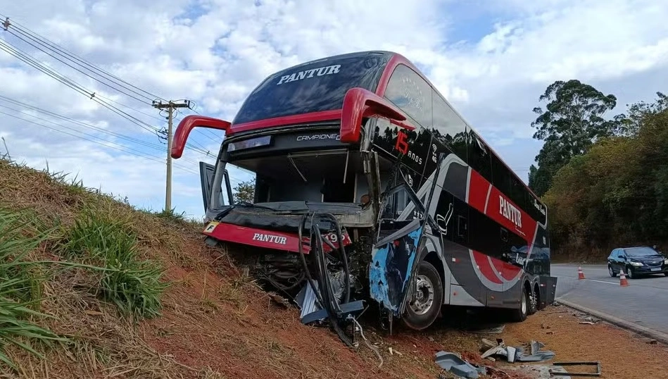 ônibus pantur rodovia raposo Tavares
