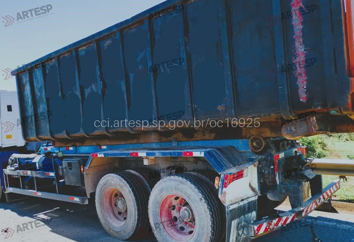 Caminhão Ford Cargo rodovia dom pedro I