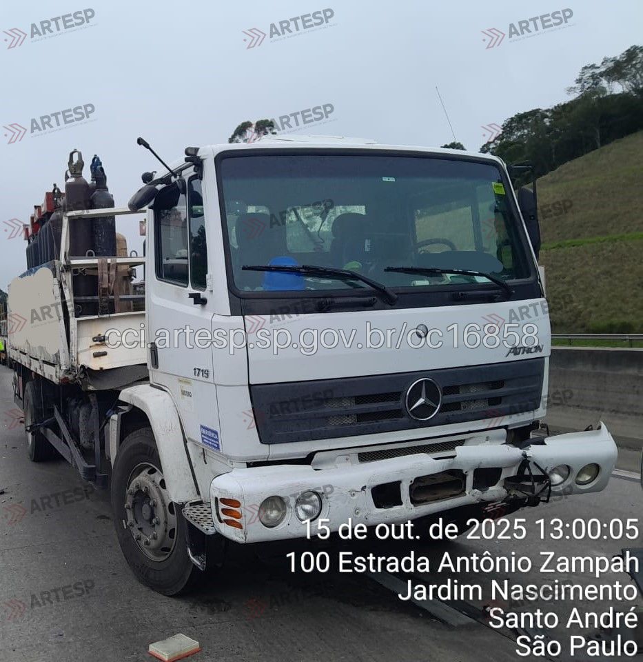 Caminhão Mercedes-Benz rodoanel sbc