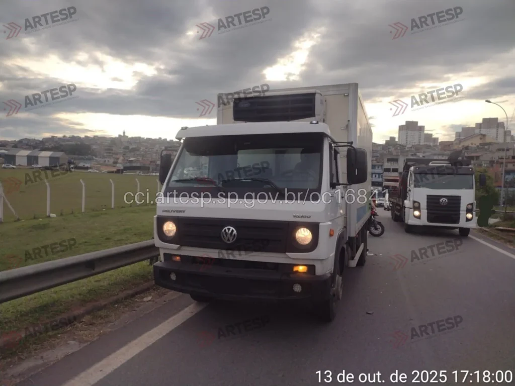 Caminhão VW 10.160 rodoanel osasco