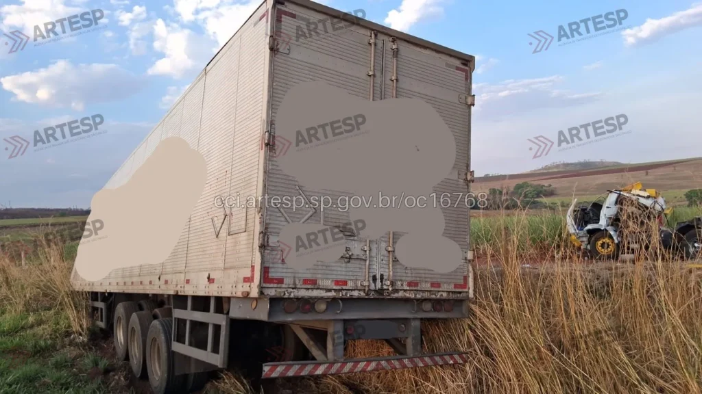 Carreta VW 18.310 rodovia Anhanguera