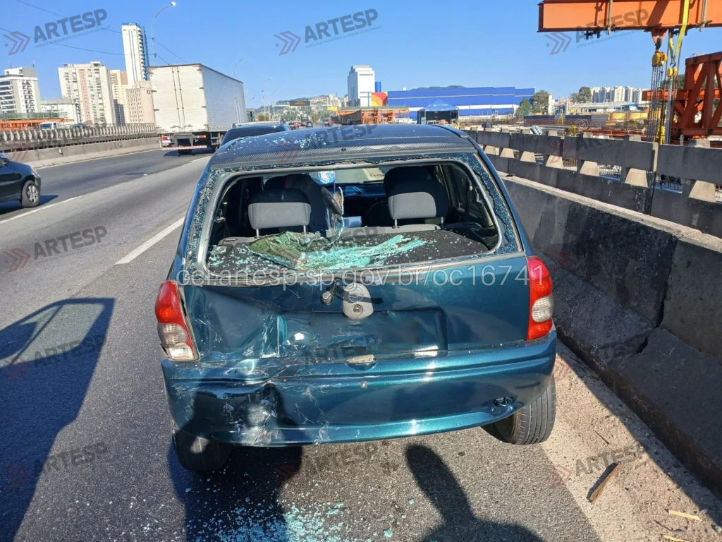 GM Corsa rodovia castelo branco