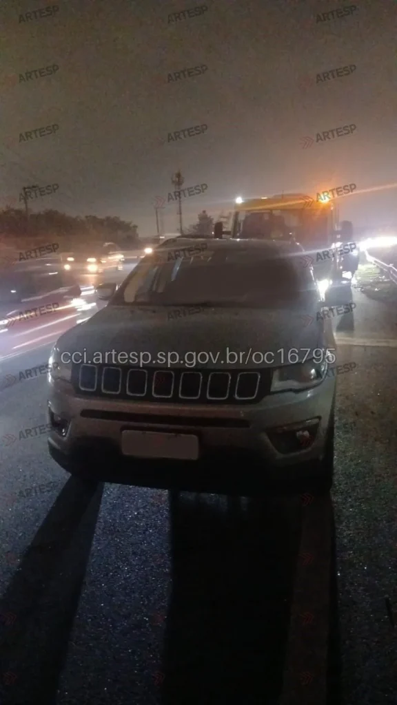 Jeep Compass senna rodovia ayrton senna