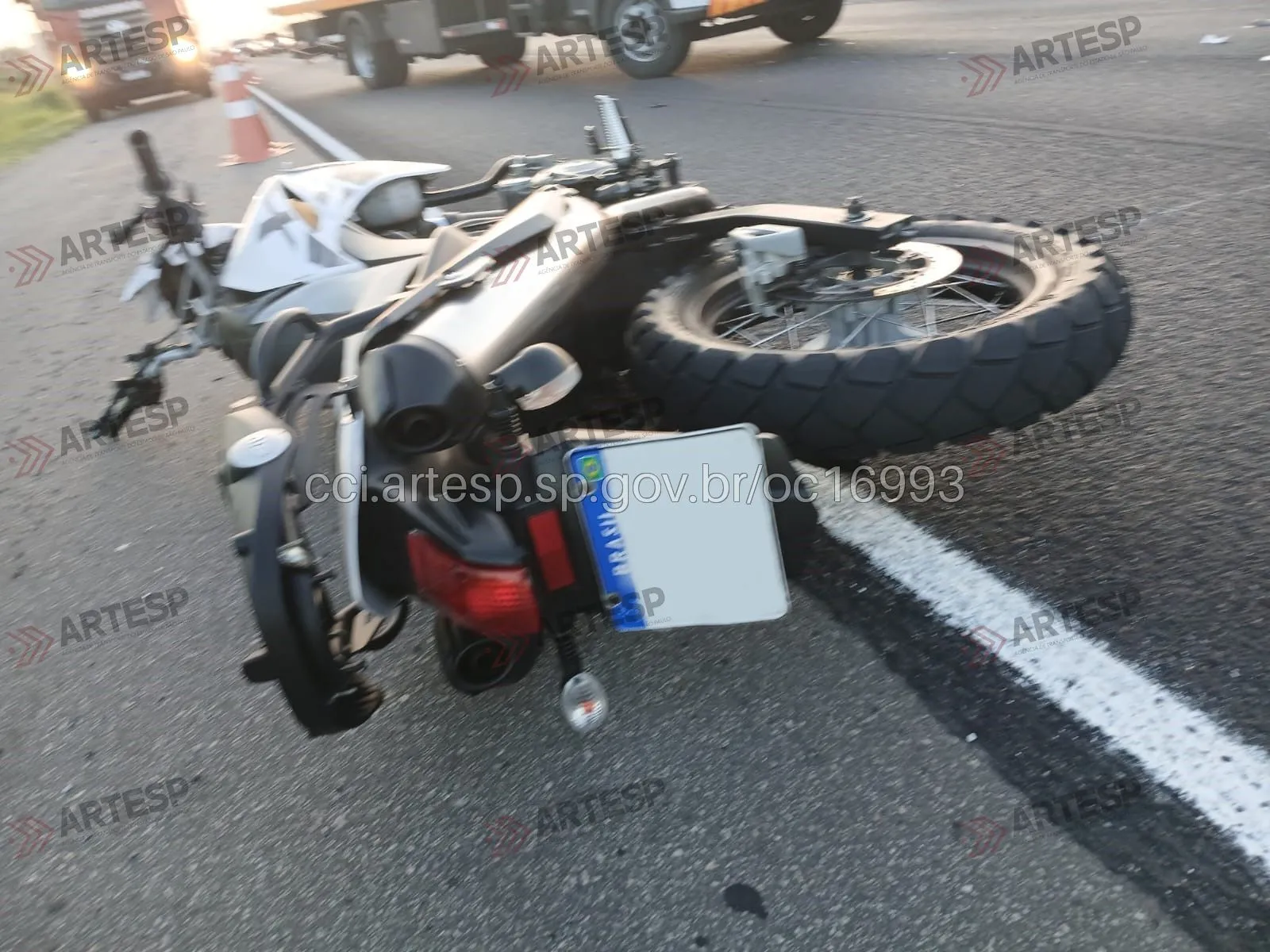 rodovia padre manoel da nóbrega Moto XT 660R no km 293 em Praia Grande
