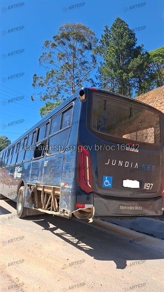 Ônibus castelo