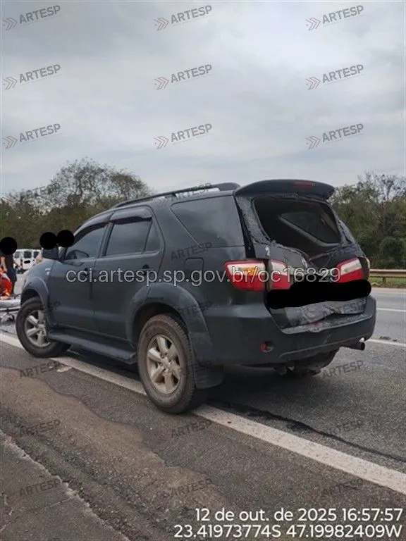 SUV Toyota Hilux SW4 rodovia castelo branco