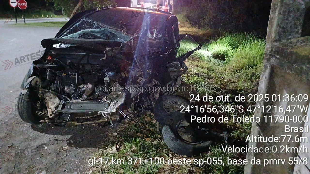 Fiat Uno Vivace rodovia padre manoel da nóbrega