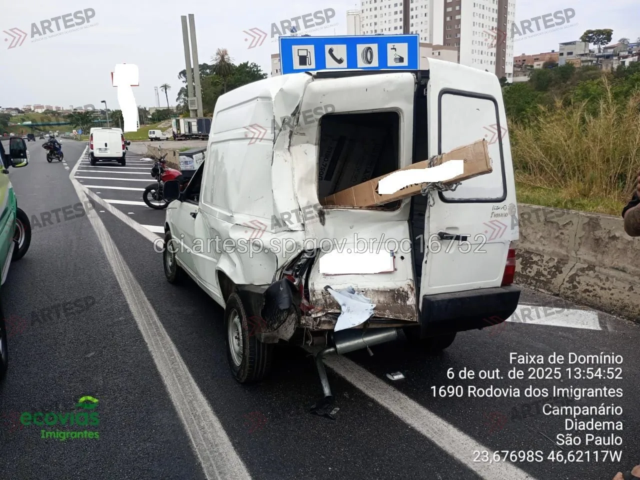 Utilitário Fiat Fiorino rodovia dos Imigrantes