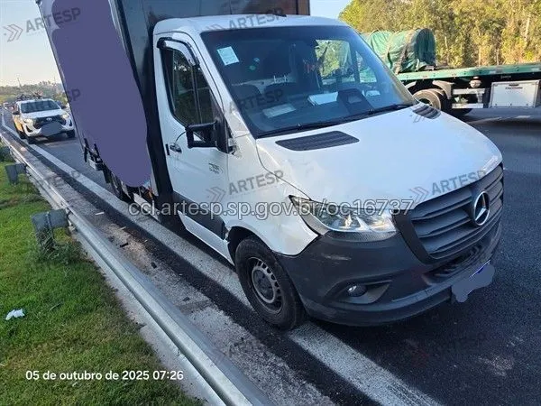 rodovia dos Bandeirantes Utilitário Mercedes-Benz Sprinter