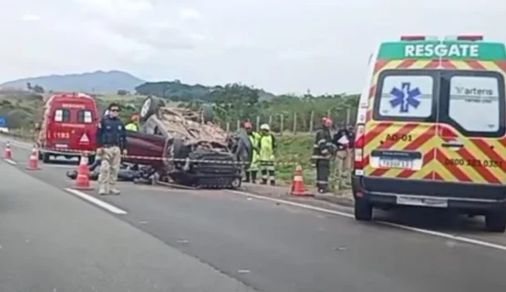 capotamento rodovia fernão dias