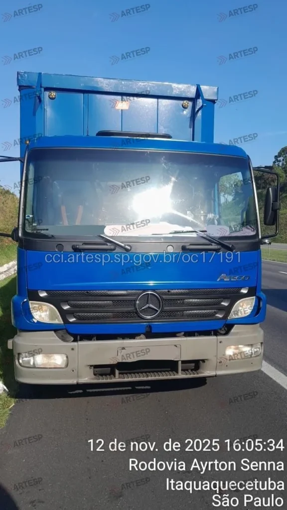 Caminhão Mercedes-Benz Atego 1315