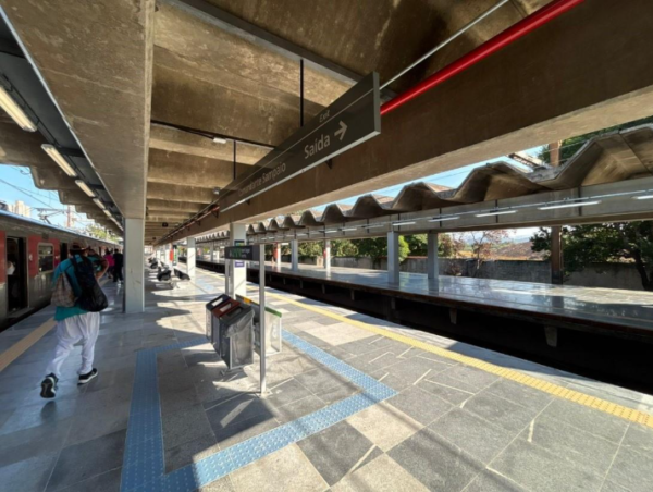 Estação Comandante Sampaio da Linha 8-Diamante