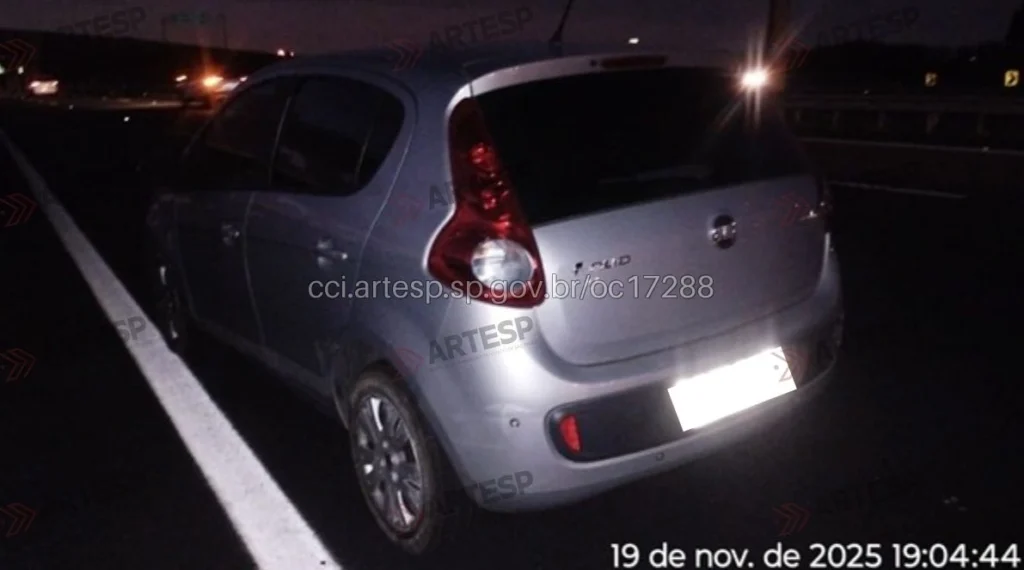 Fiat Palio no km 83 em Campinas