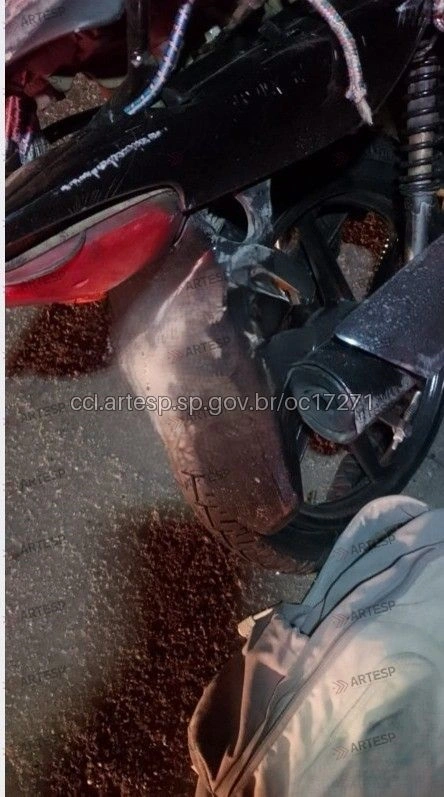 Moto Honda Bros no km 31 em Itaquaquecetuba