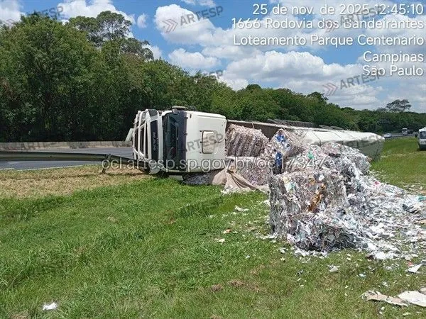 rodovia dos Bandeirantes Tombamento de CVC Man no km 86 em Campinas