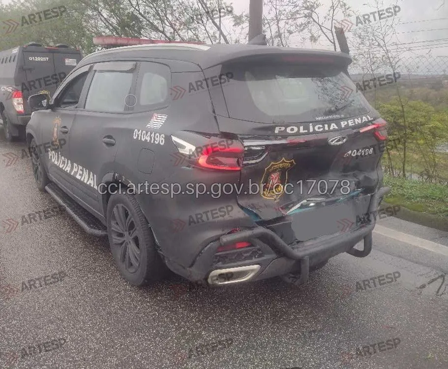 Utilitário Cherry Tigo 8