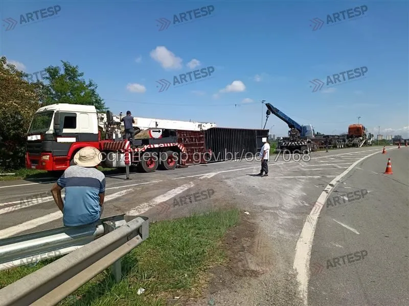 Cavalo mecânico e semi-reboque