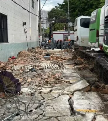 muro rua vieira martins