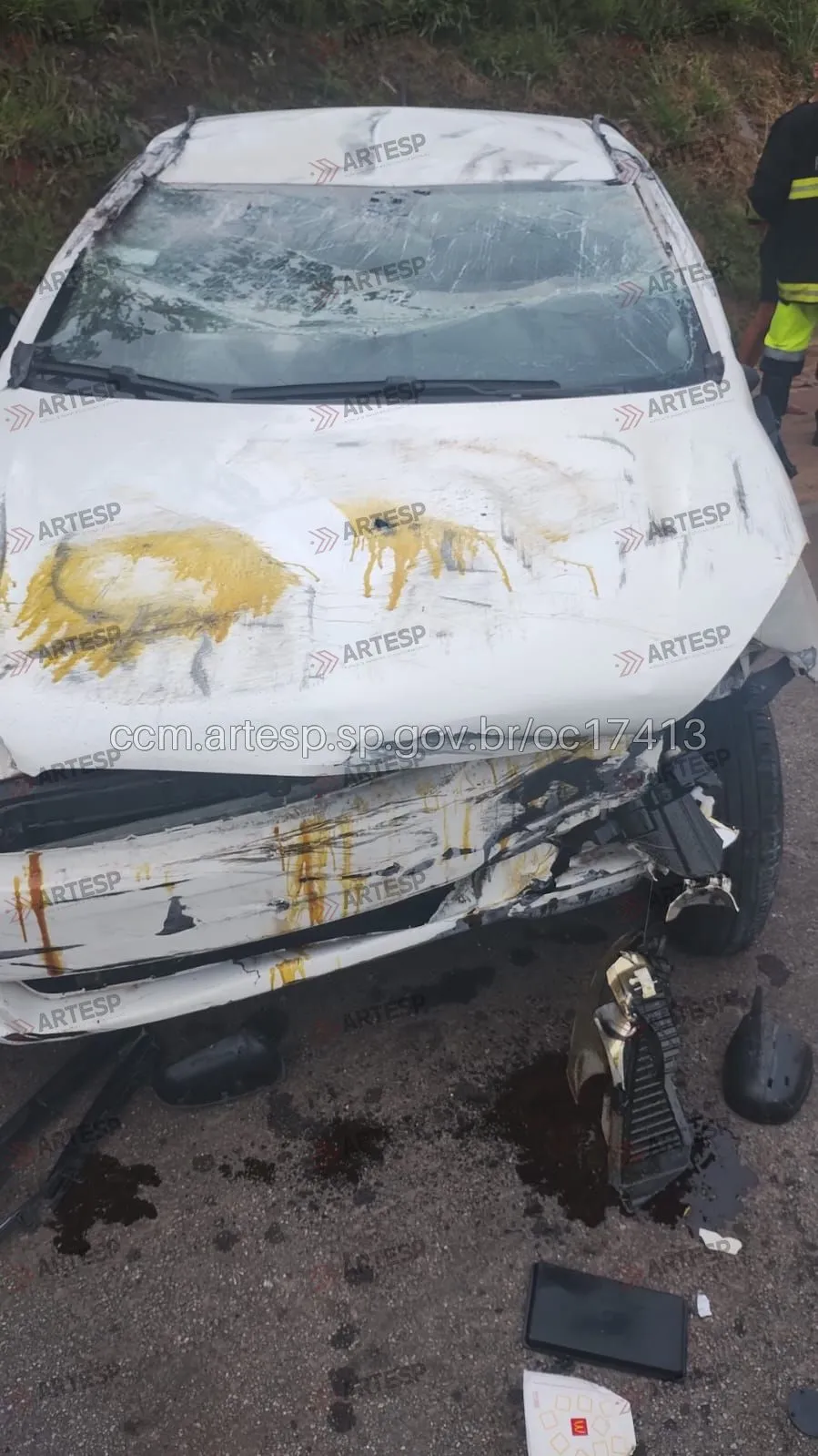 Automóvel Fiat Siena no rodoanel